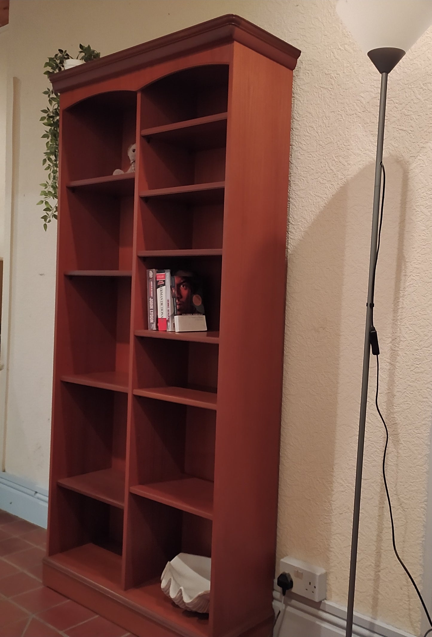 Rare vintage Stag teak bookcase display unit, adjustable shelves.