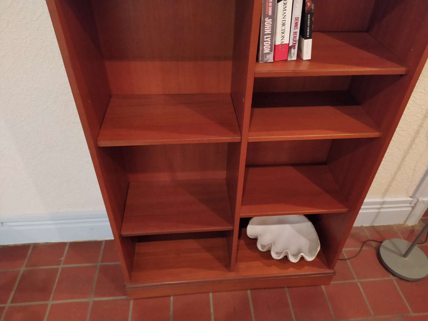 Rare vintage Stag teak bookcase display unit, adjustable shelves.