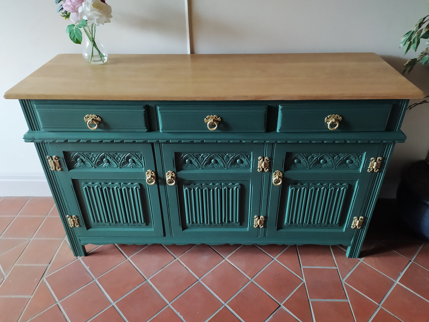855 : Old Charm sideboard 3 door finished in Ottillie Green solid Oak