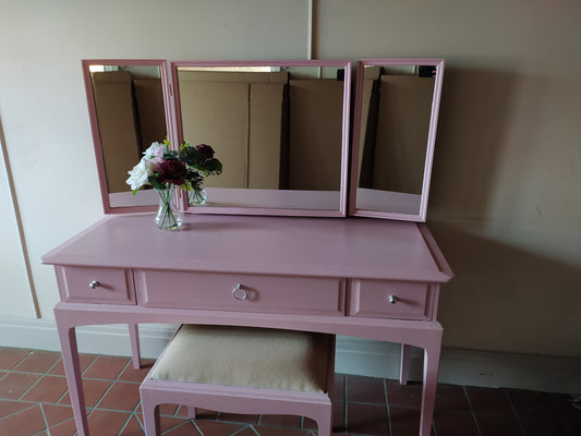 860 : Vintage Stag triple mirror dressing table finished in Rose Pink