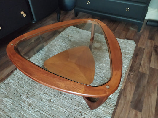 849 : Beithcraft mid century Glass and Teak coffee table designed by Val Rossi